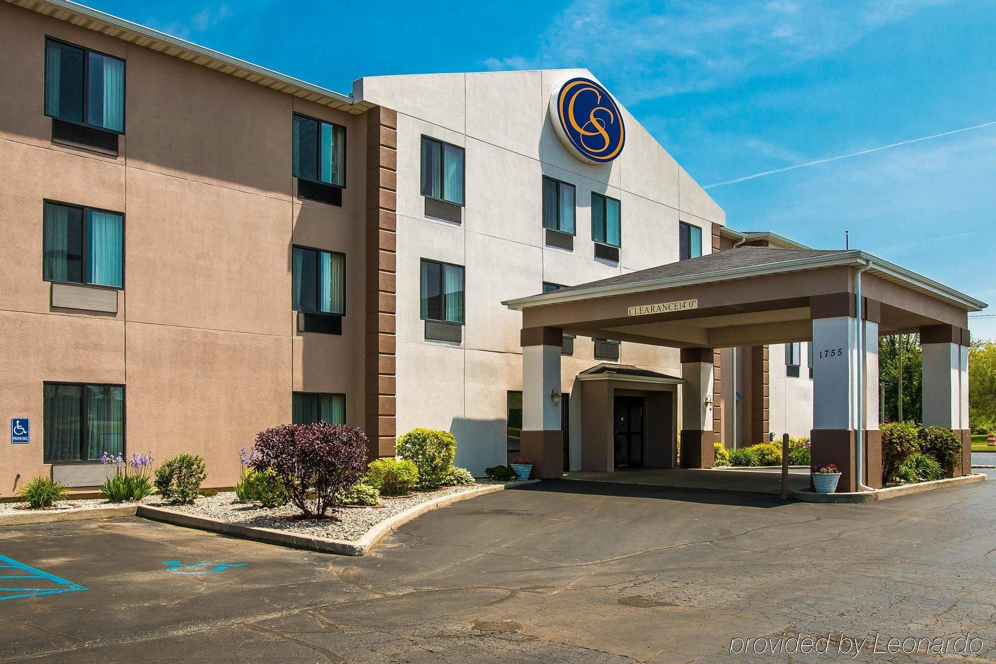 Comfort Suites South Haven Near I-96 Екстер'єр фото